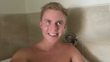 Jameselliot66  11-08-2021 video lingerie